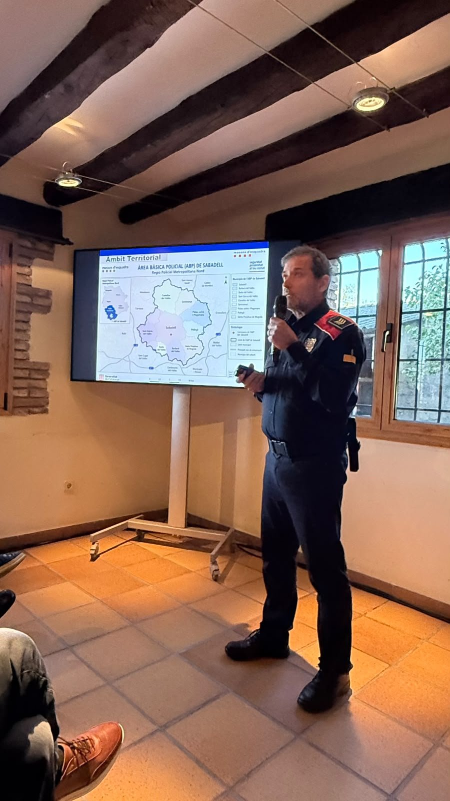 El sotsinspector dels Mossos d’Esquadra durant la seva ponència a la jornada d’ASPI